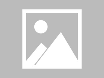 足球赛事-【布鲁克林网事】在一场丑陋的比赛中，欧文倒下