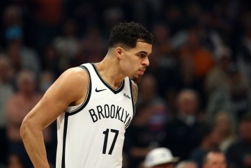 足球新闻-当家球星！小迈克尔·波特半场9中5&amp;三分4中2砍13分2板2助2断