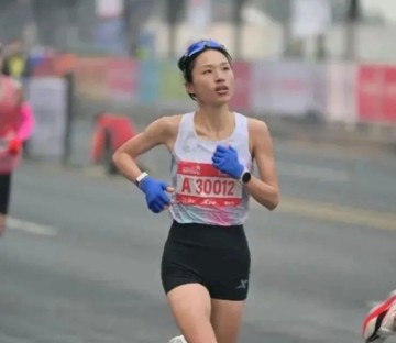 世界杯赛程-口碑反转！张水花辞职88天直播30场 500万人围观 粉丝18万|张水华|马拉松|柳州|奖金|冠军_新浪体育_新浪新闻